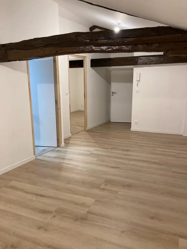 Rénovation complète d'un appartement suite à notre accompagnement immobilier.