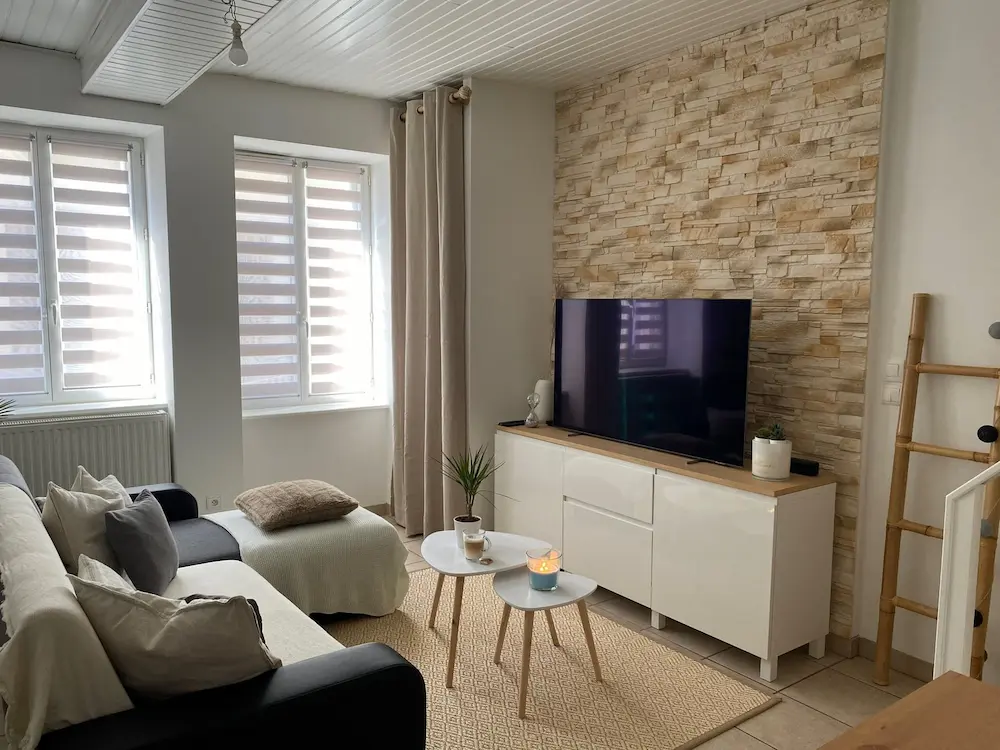 Rénovation complète d'une maison de village suite à notre accompagnement immobilier.